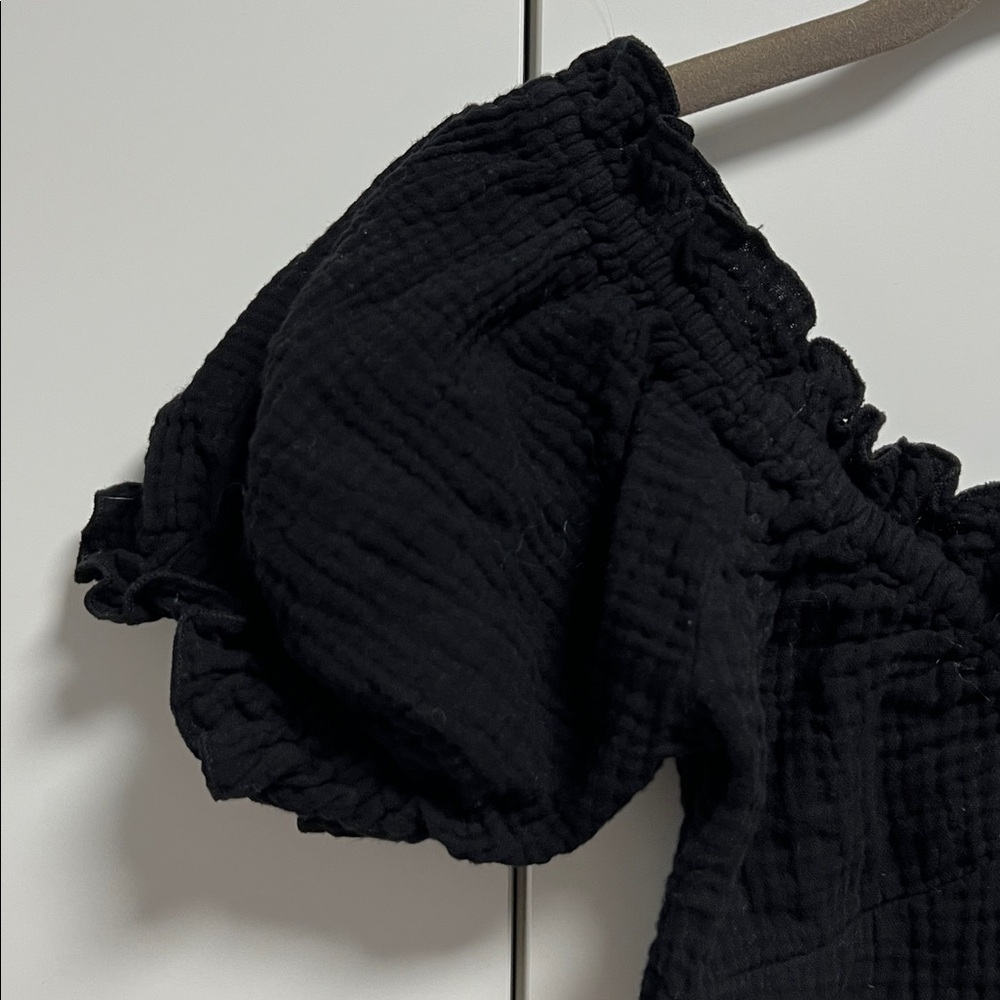 Olivaceous Black Puff Sleeve Crop Top - Picture 7 of 9